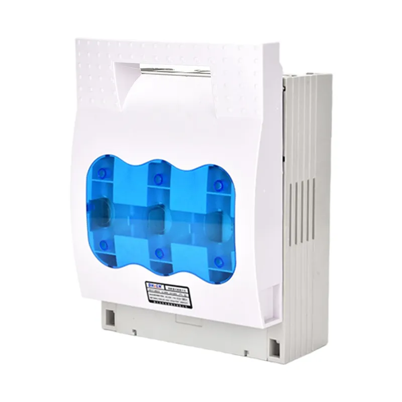 3-полюсный разъединитель с предохранителем 100а